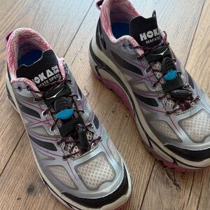 Hoka One One Mafate Speed Women’s Silver, Pink, Black Trail Running Shoes Sz 6